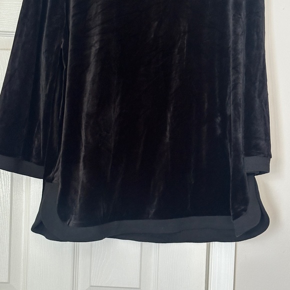 Tuckernuck Women's Plus Black Velour Jojo Top Tunic Swingy Soft Size XXL 3/4 - Picture 3 of 9